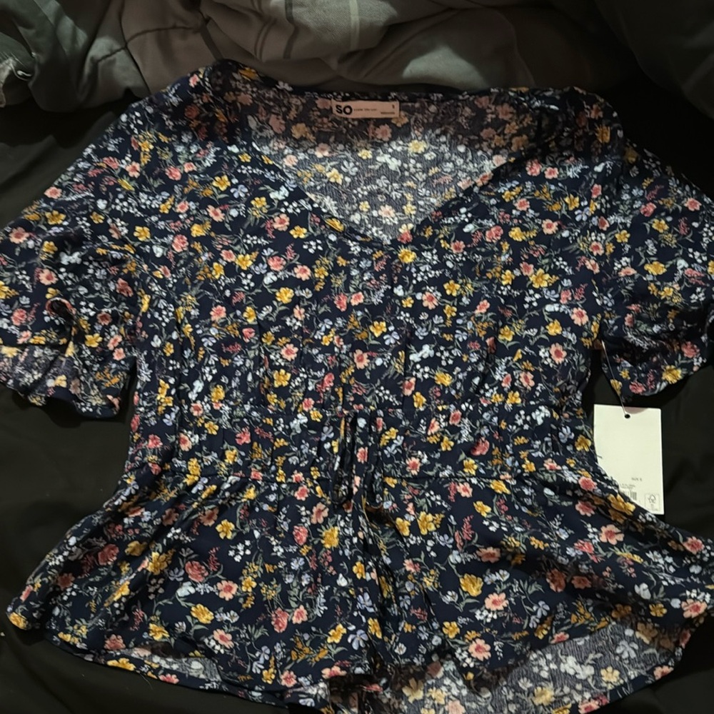 Floral Blouse. So Goods For Life. Size Small.